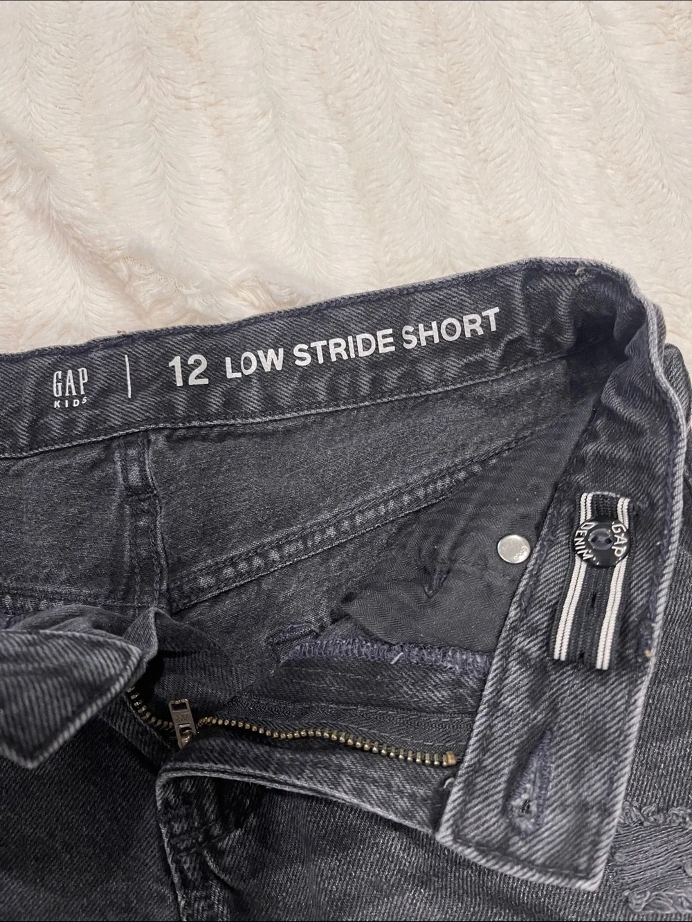 GAP Black Distressed Frayed Hem Denim Shorts